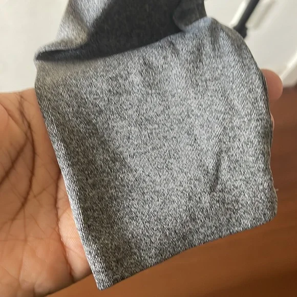 Grey Lulu’s crop top. - Picture 6 of 7